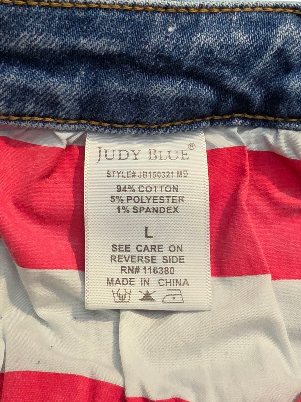 Judy Blue Women’s Distressed Denim Shorts with Flag Pocket Detail - Blue - Picture 6 of 13